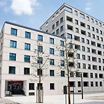 Hampton By Hilton Hotel 3*