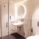 Hampton By Hilton Hotel 3*