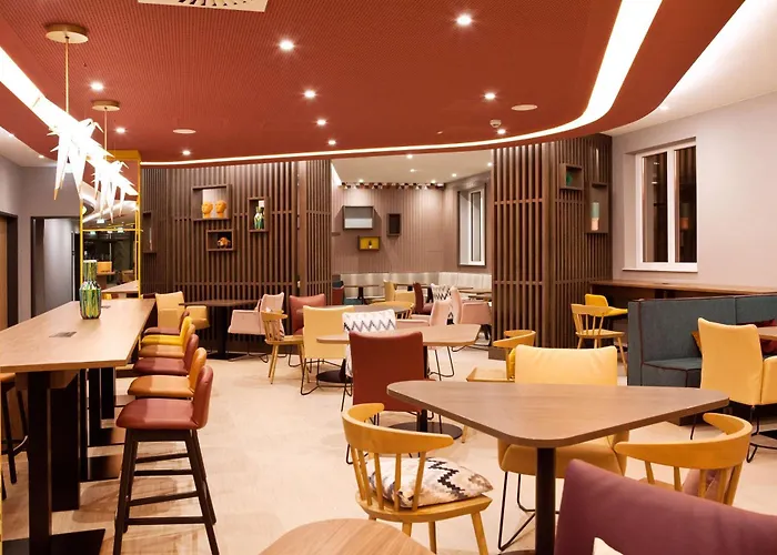 Hampton By Hilton Hotel 3*