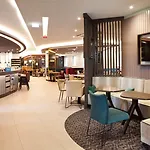 Hotel Hampton By Hilton 3*