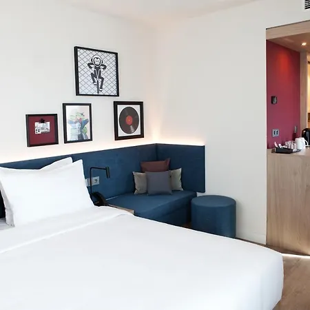 Hampton By Hilton