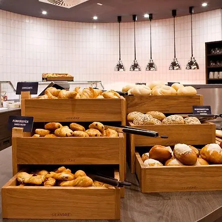 Отель Hampton By Hilton Регенсбург
