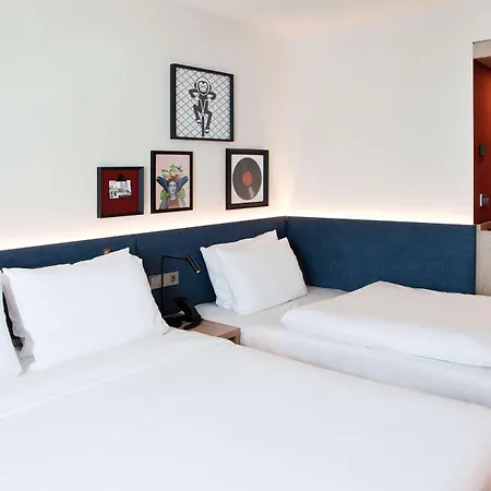 Hampton By Hilton 3*
