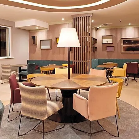Hotel Hampton By Hilton