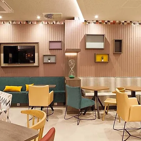 Hotel Hampton By Hilton