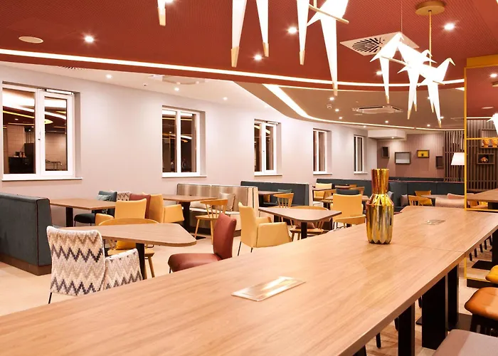 Hampton By Hilton 3* Řezno