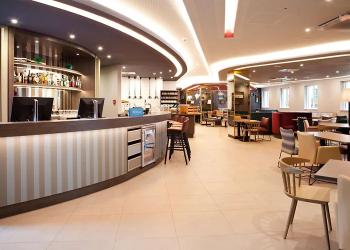 Hotel Hampton By Hilton 3*