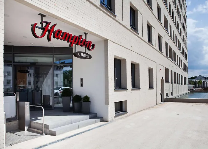 Hampton By Hilton Hotel 3*